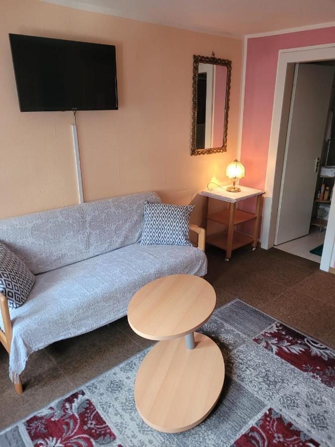 Gaestehaus Luise Bed & Breakfast Monschau Exterior foto