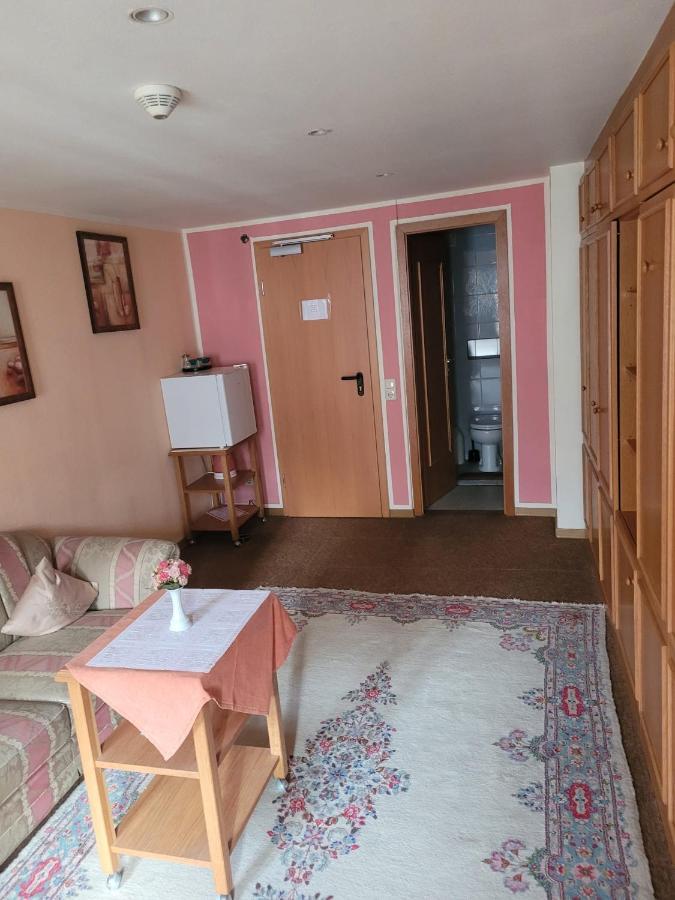 Gaestehaus Luise Bed & Breakfast Monschau Exterior foto